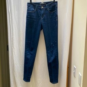 Levi’s dark wash skinny jeans